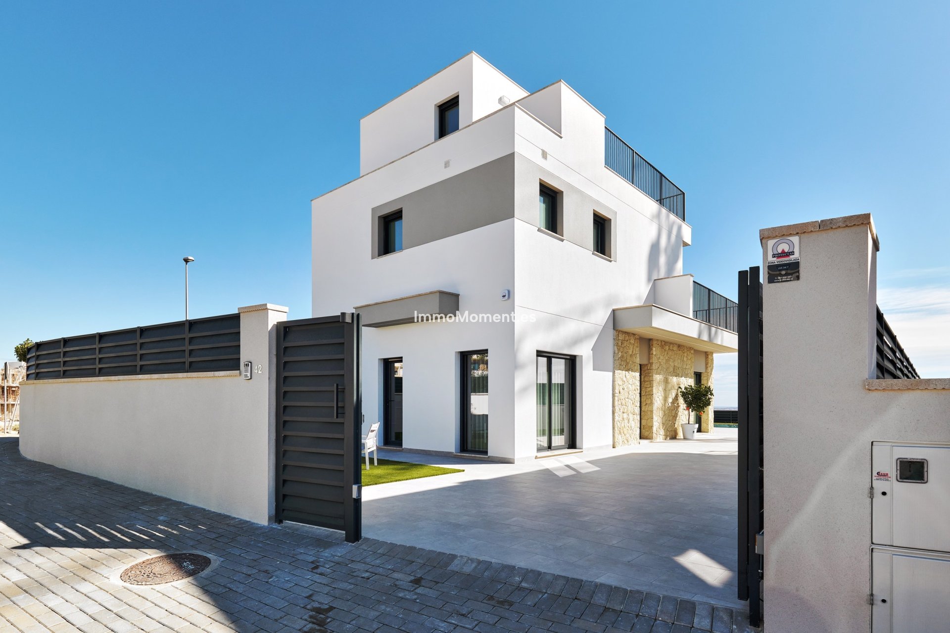 Obra nueva - Villa independiente - San Miguel de Salinas