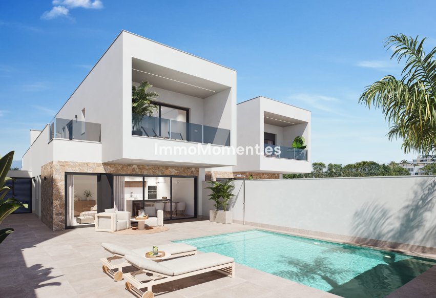 Obra nueva - Villa independiente - San Pedro del Pinatar