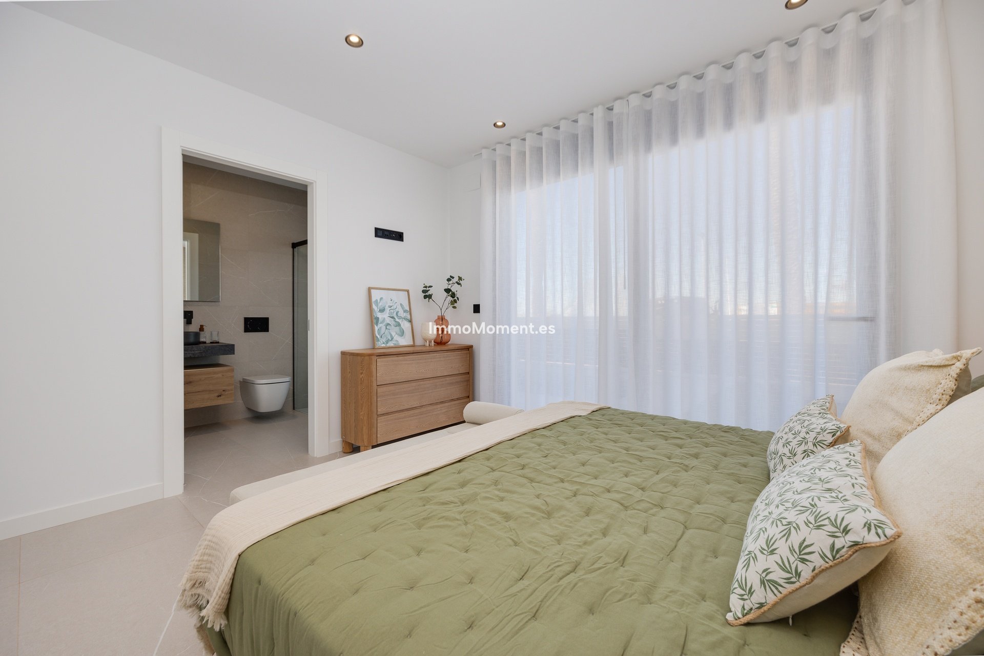 Obra nueva - Villa independiente - Torrevieja