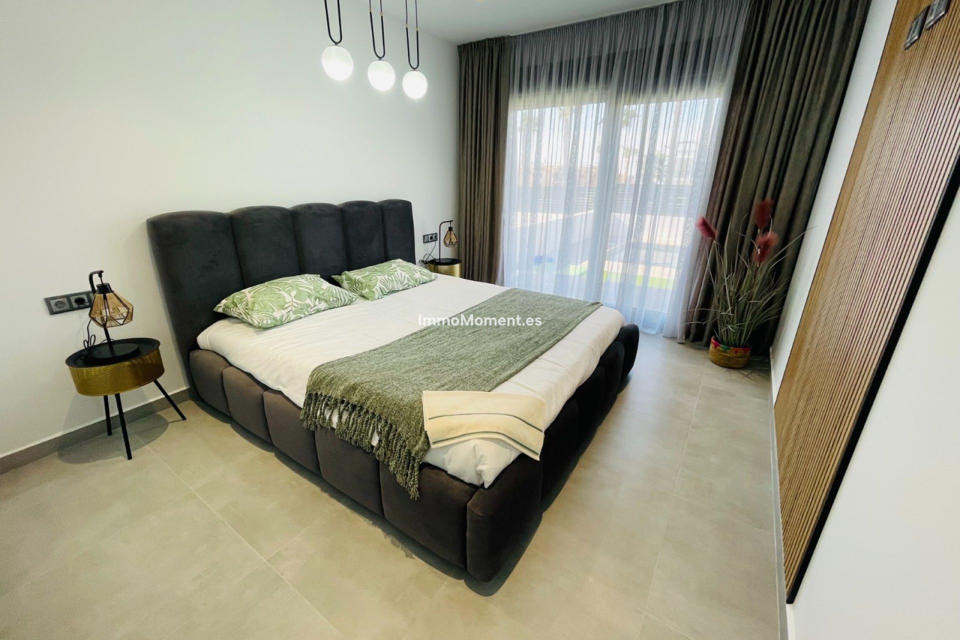 Obra nueva - Villa independiente - Torrevieja