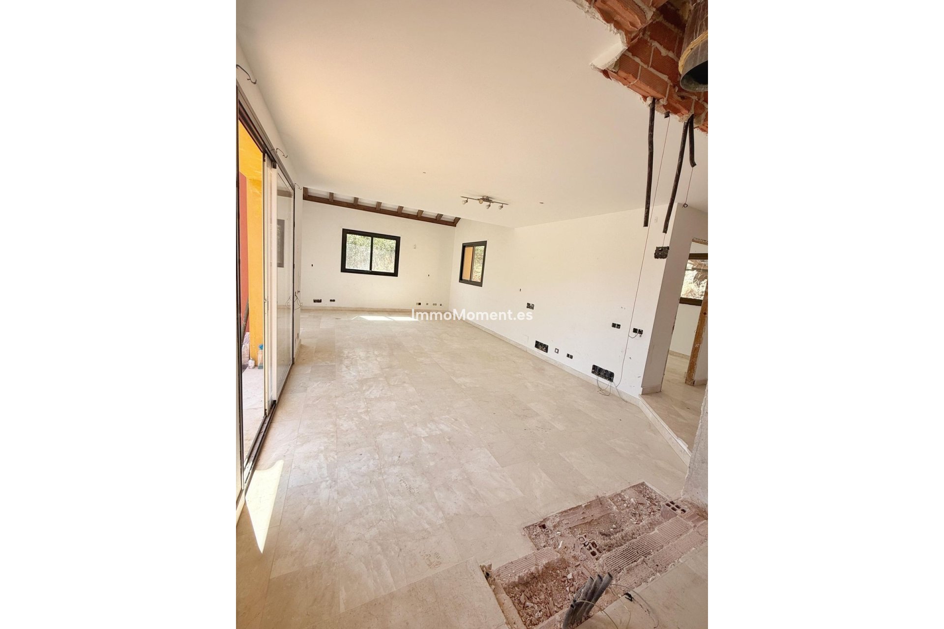 Obra nueva - Villa - Marbella - Elviria