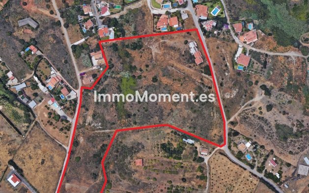 Plot - Resale - Estepona - Estepona Centro