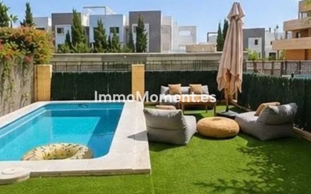 Reihenhaus - Wiederverkauf - Estepona  - Estepona Centro