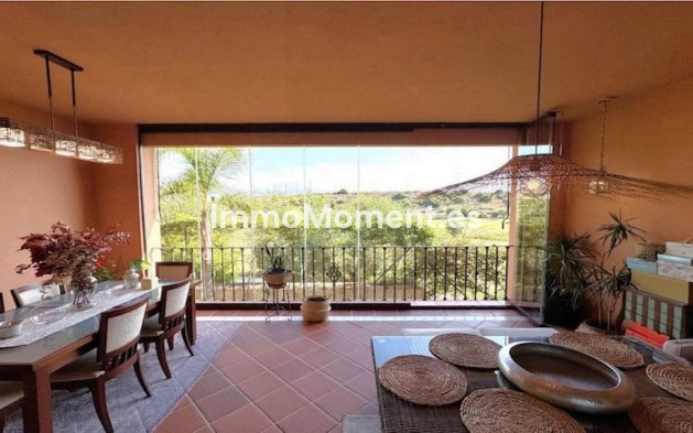 Reihenhaus - Wiederverkauf - Estepona  - Estepona Centro