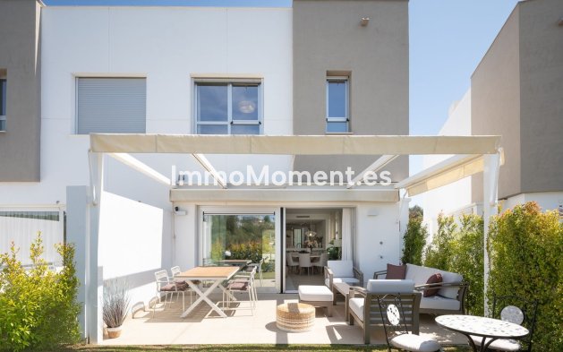 Reihenhaus - Wiederverkauf - Estepona  - Estepona Centro