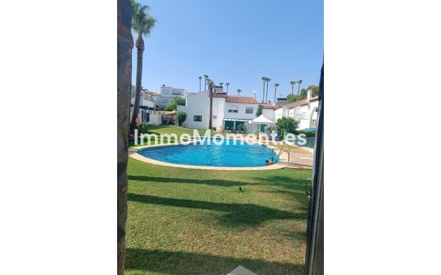 Reihenhaus - Wiederverkauf - Estepona  - Estepona Centro