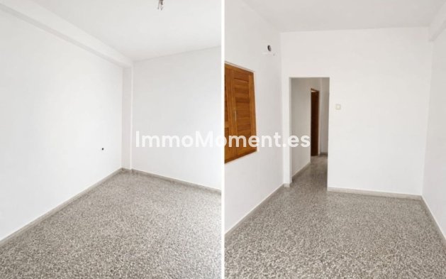 Reihenhaus - Wiederverkauf - Estepona  - Estepona Centro