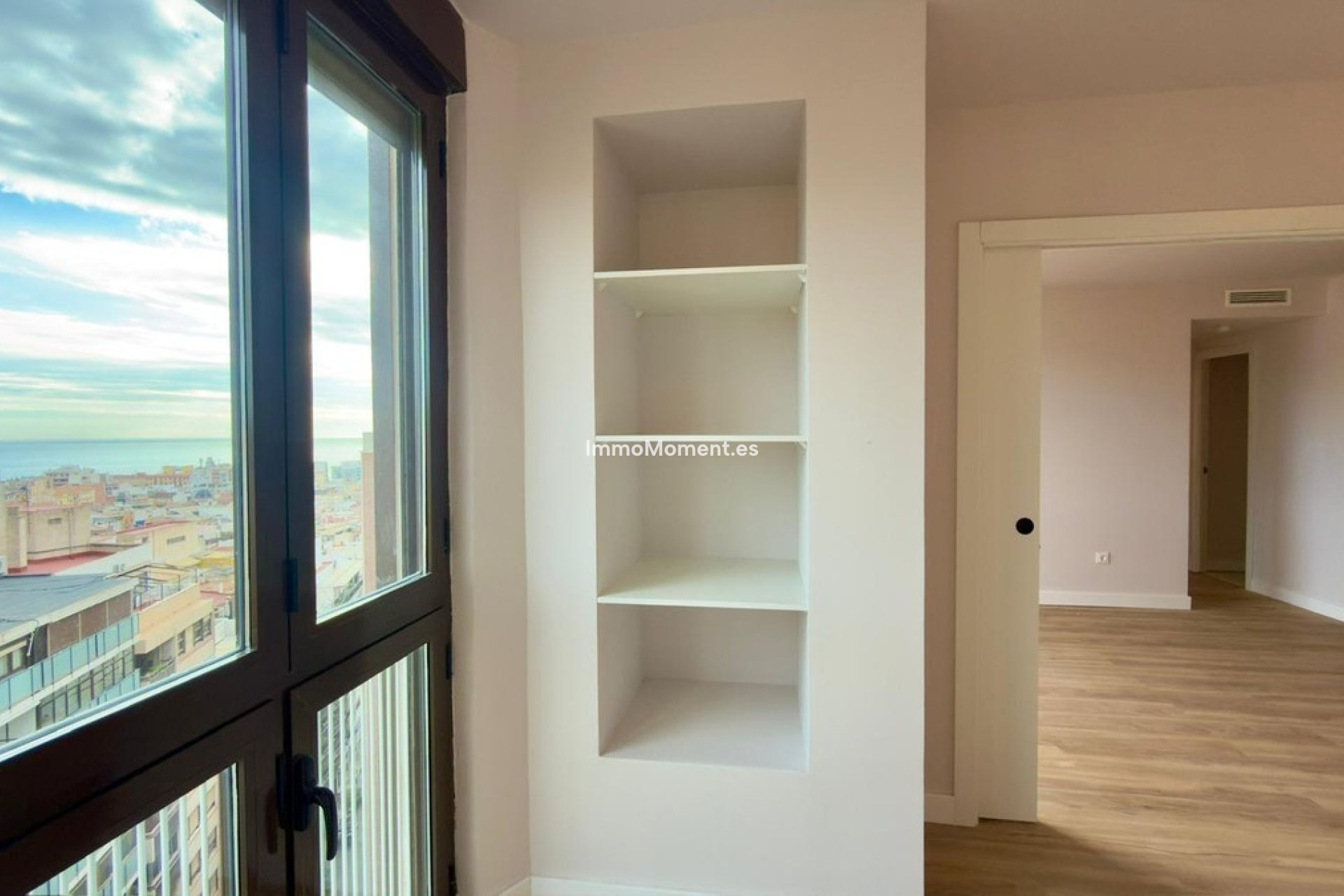 Resale - Apartment - Alicante - Alicante Centro