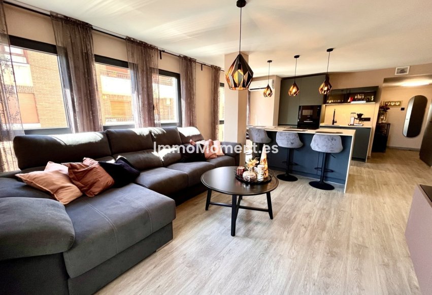 Resale - Apartment - Almoradí - Almoradi Centro