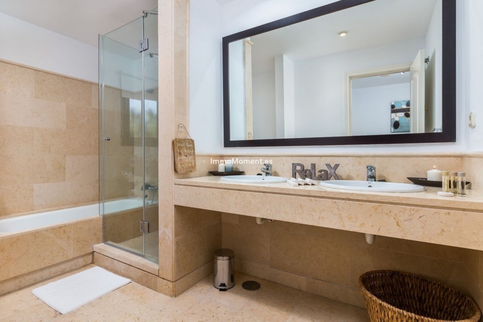 Resale - Apartment - Benahavís - Benahavís Centro