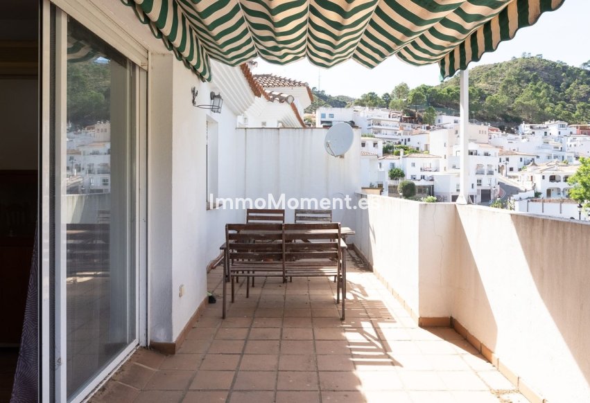 Resale - Apartment - Benahavís - Benahavís Centro
