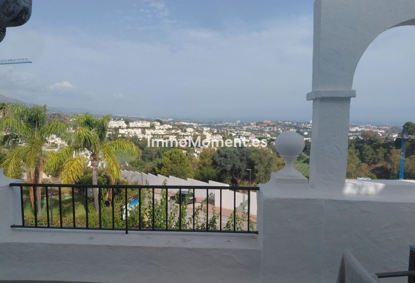 Resale - Apartment - Benahavís - Benahavís Centro