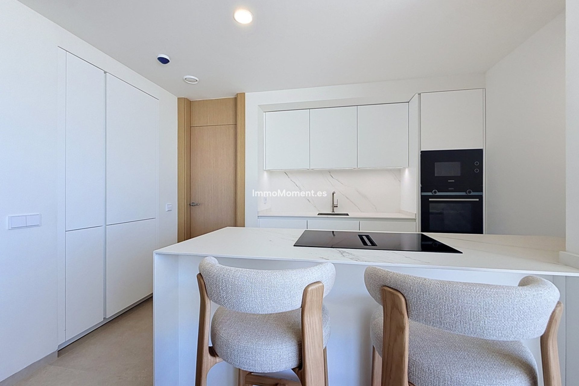Resale - Apartment - Benahavís - Benahavís Centro