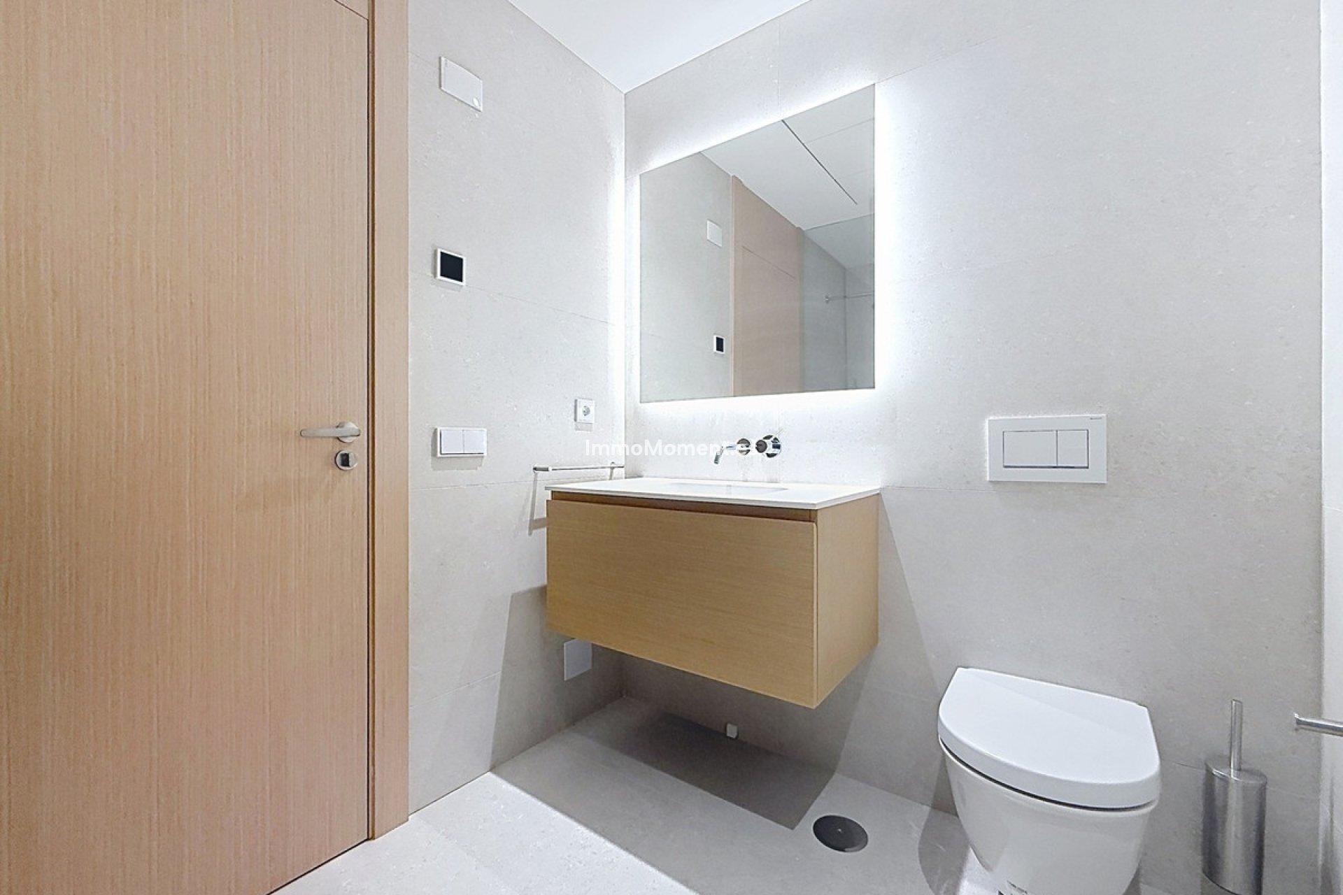 Resale - Apartment - Benahavís - Benahavís Centro