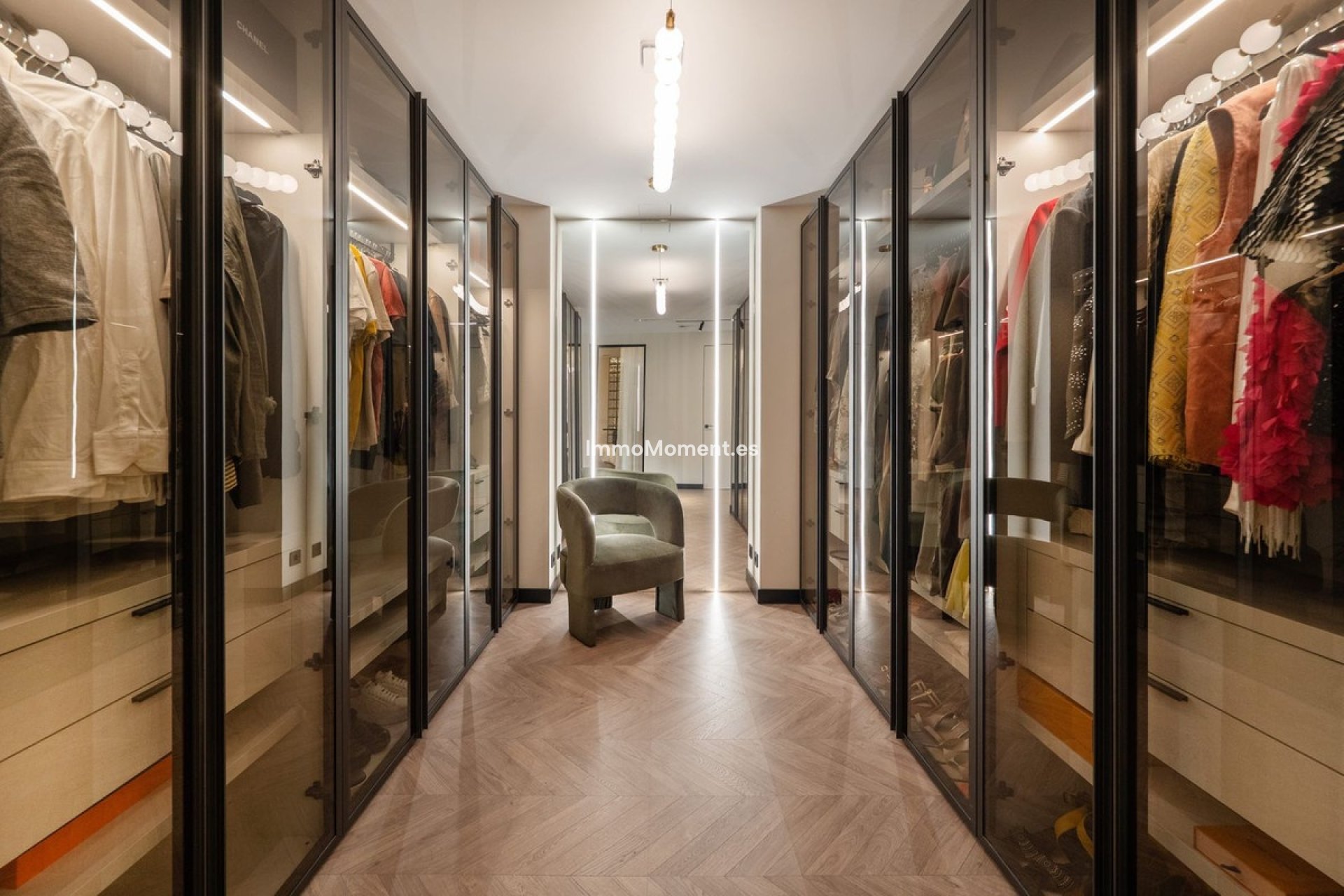 Resale - Apartment - Benahavís - Benahavís Centro