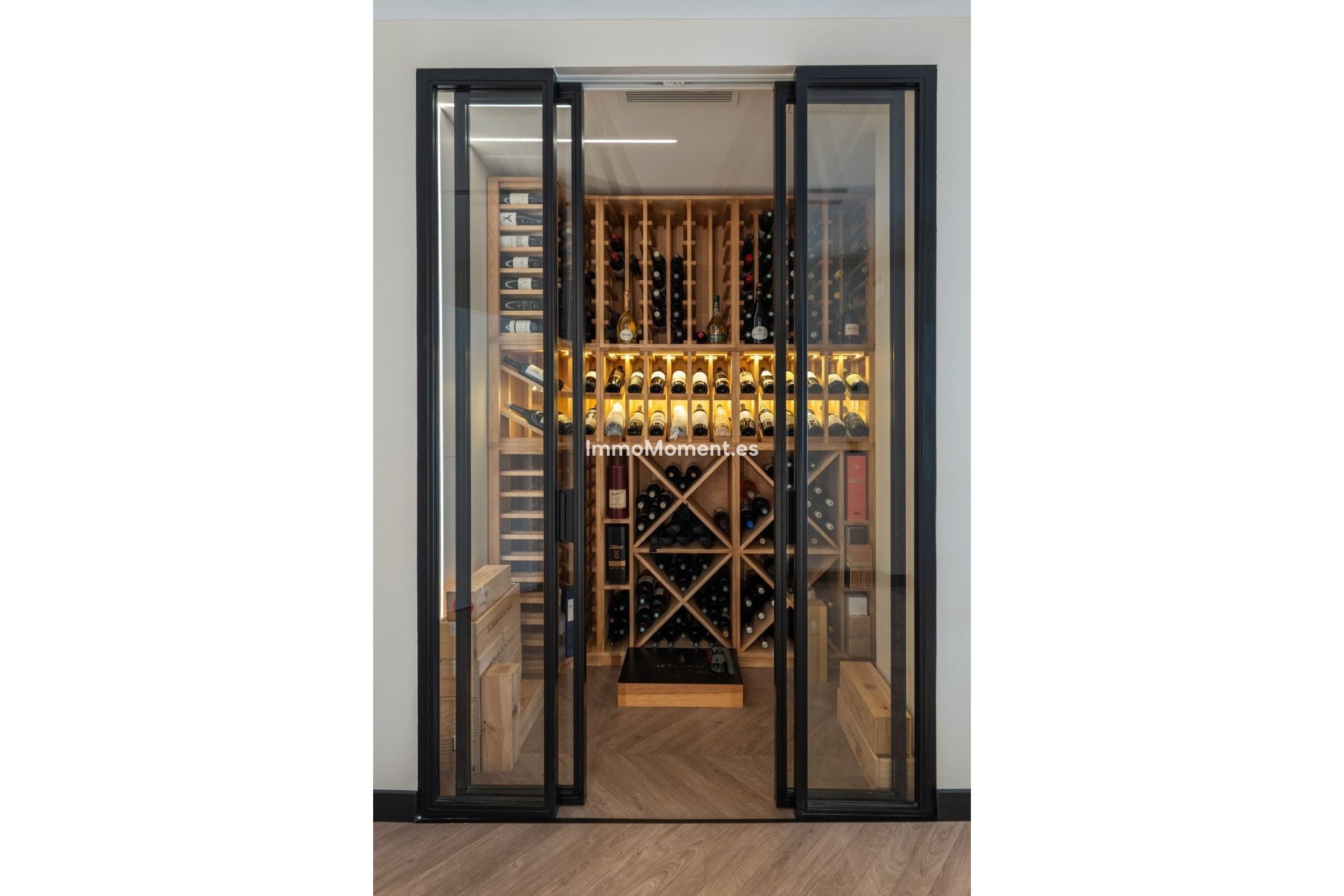 Resale - Apartment - Benahavís - Benahavís Centro