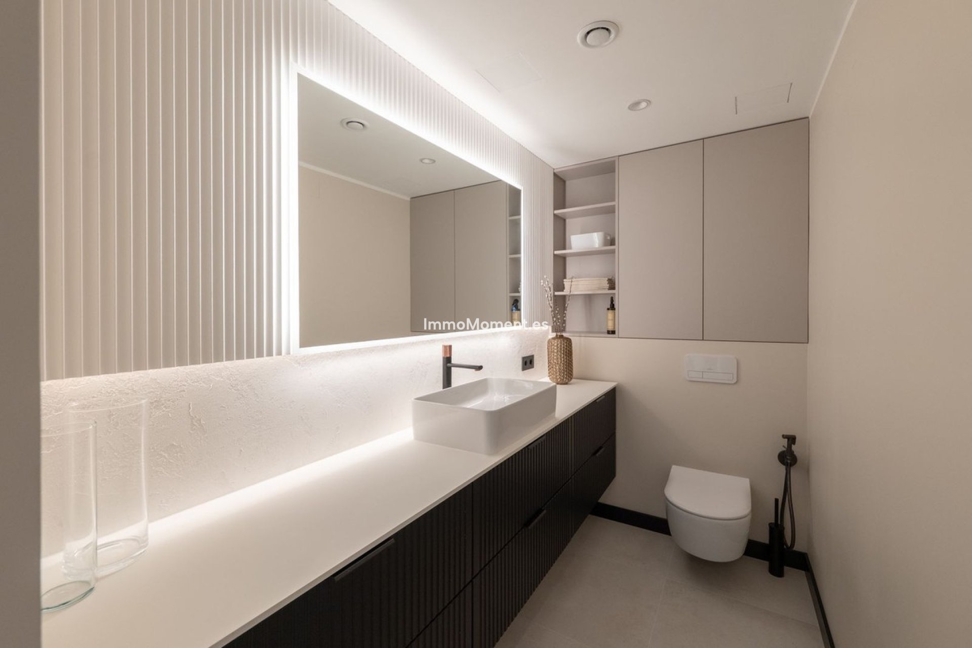 Resale - Apartment - Benahavís - Benahavís Centro