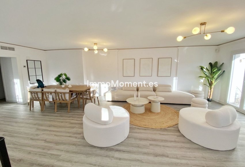 Resale - Apartment - Benahavís - Benahavís Centro