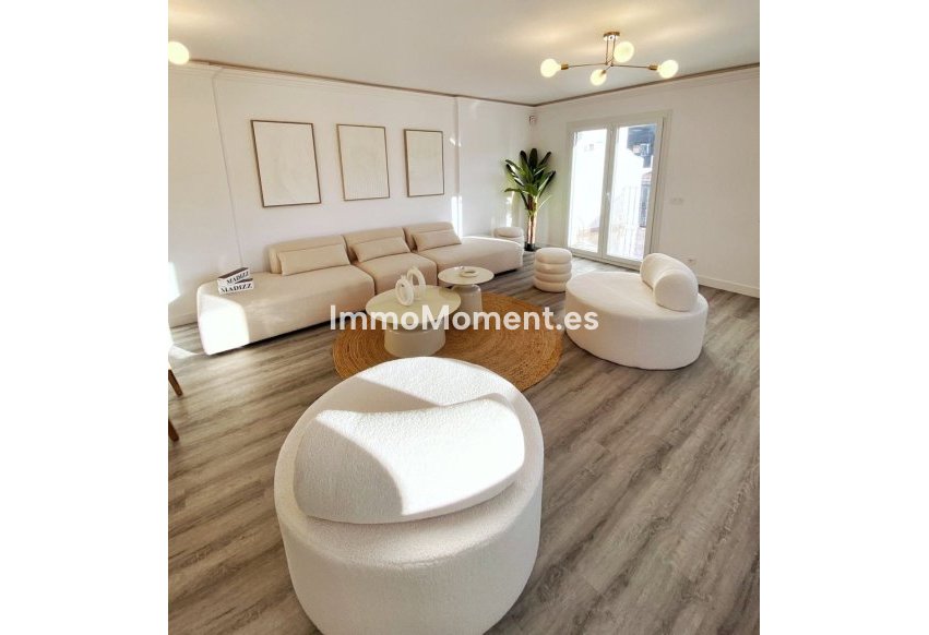 Resale - Apartment - Benahavís - Benahavís Centro