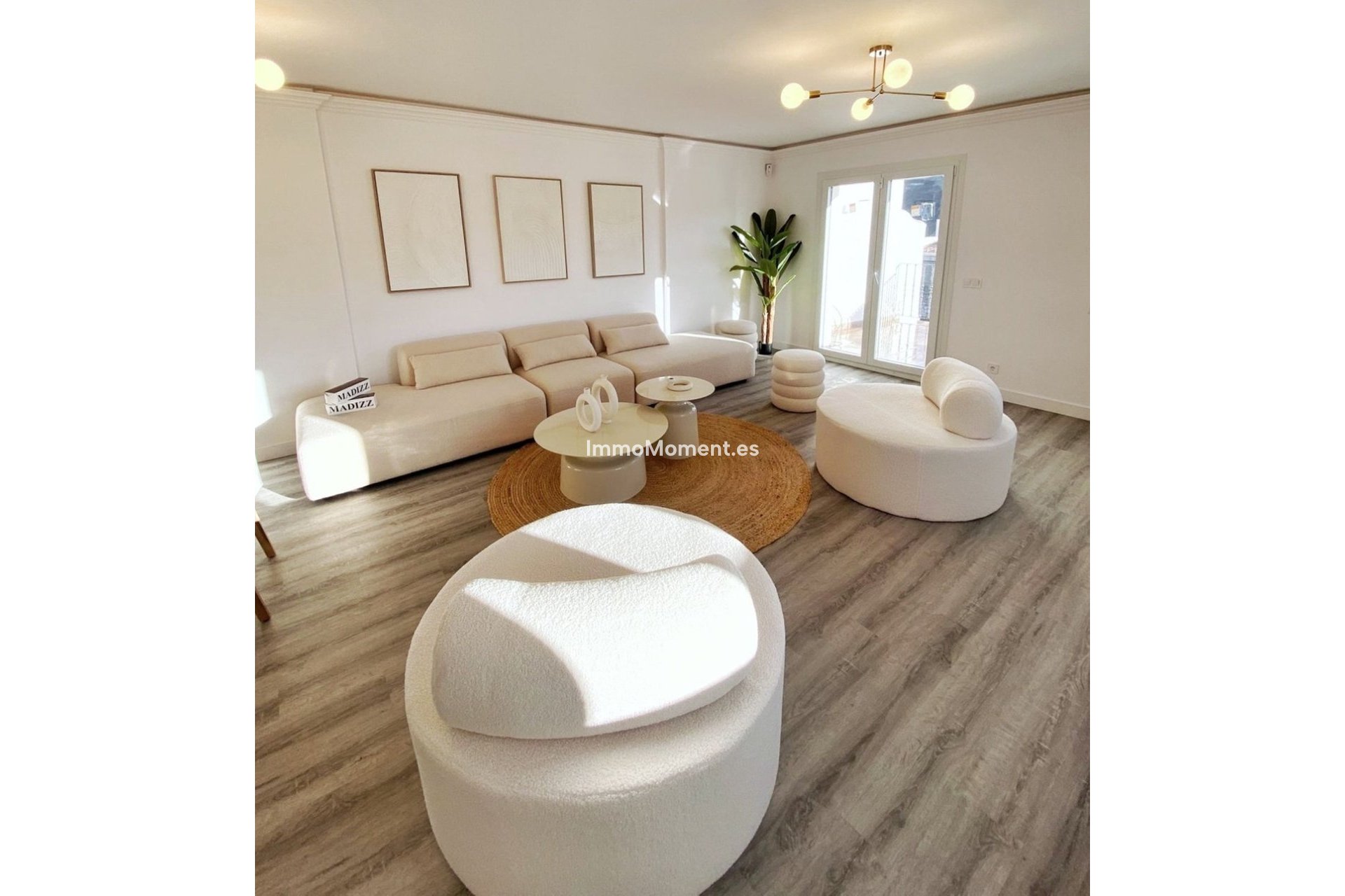 Resale - Apartment - Benahavís - Benahavís Centro
