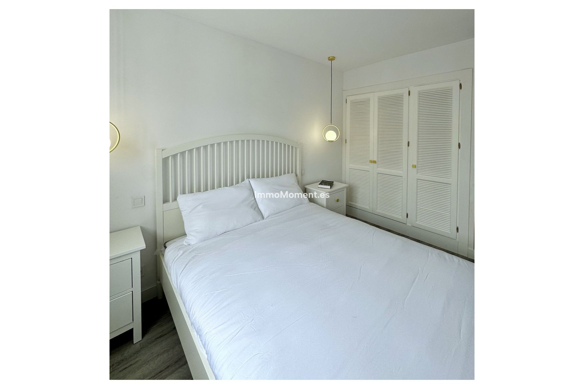 Resale - Apartment - Benahavís - Benahavís Centro