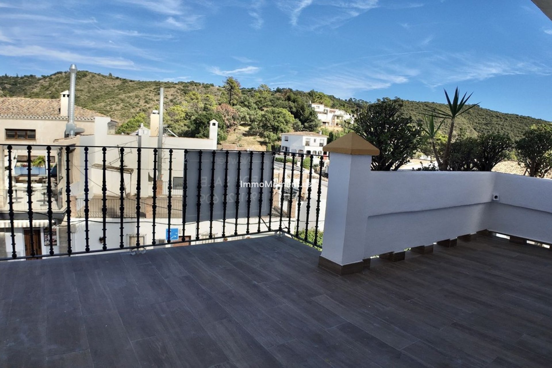 Resale - Apartment - Benahavís - Benahavís Centro