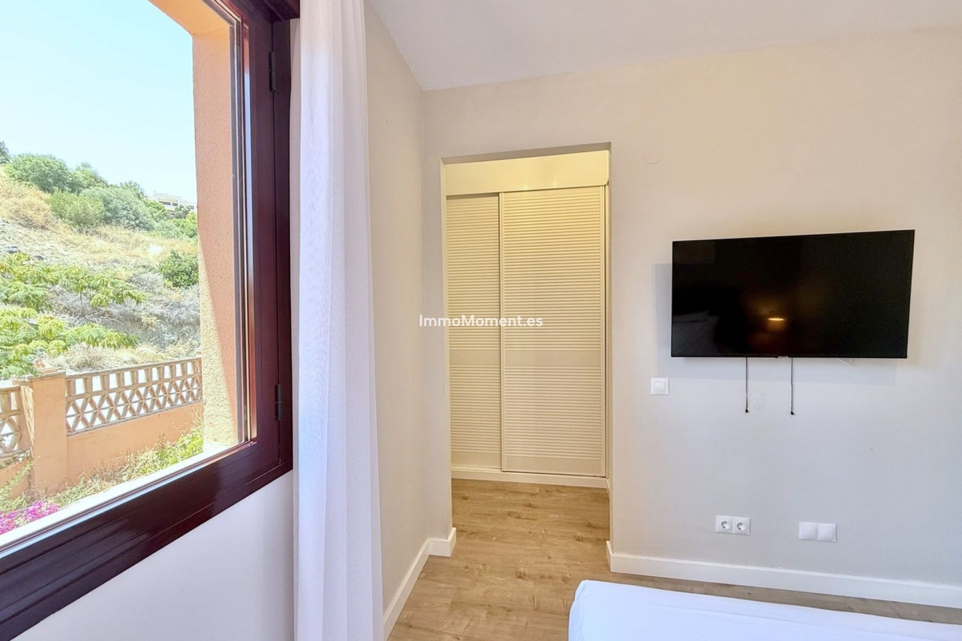 Resale - Apartment - Benahavís - Benahavís Centro