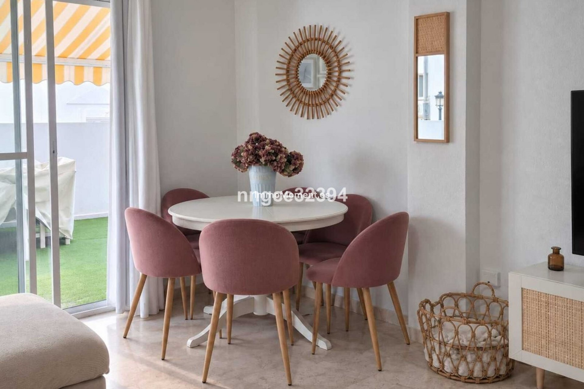 Resale - Apartment - Benahavís - Benahavís Centro