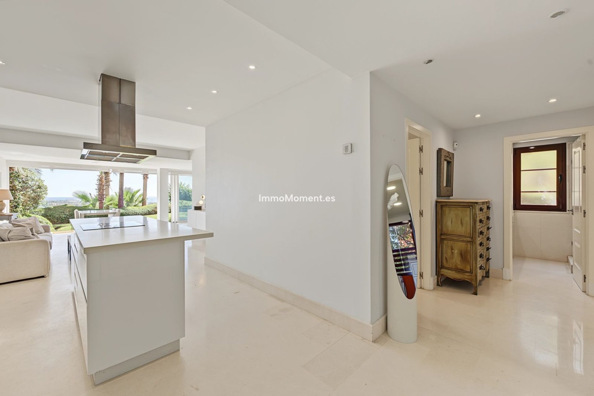 Resale - Apartment - Benahavís - Benahavís Centro