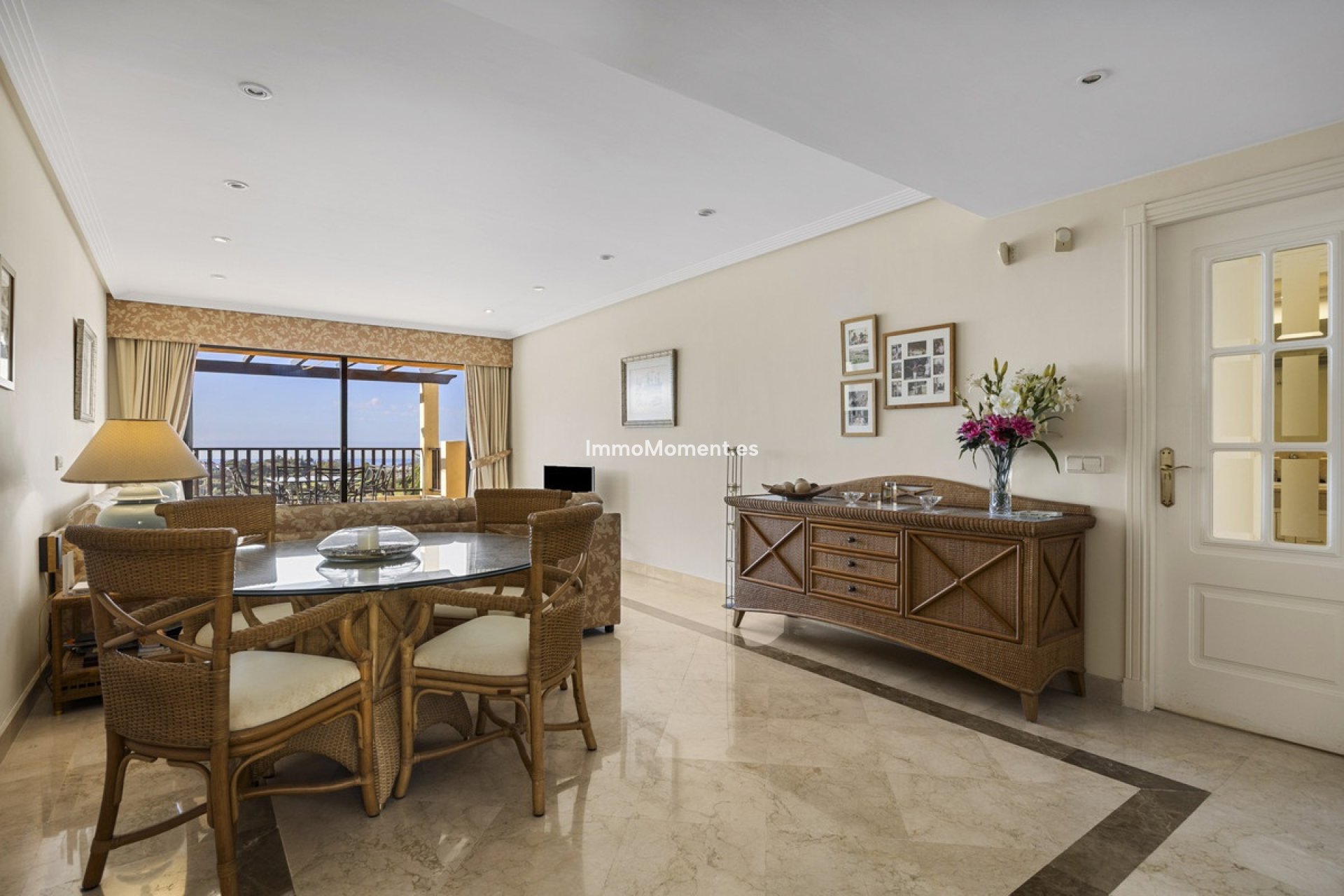Resale - Apartment - Benahavís - Benahavís Centro