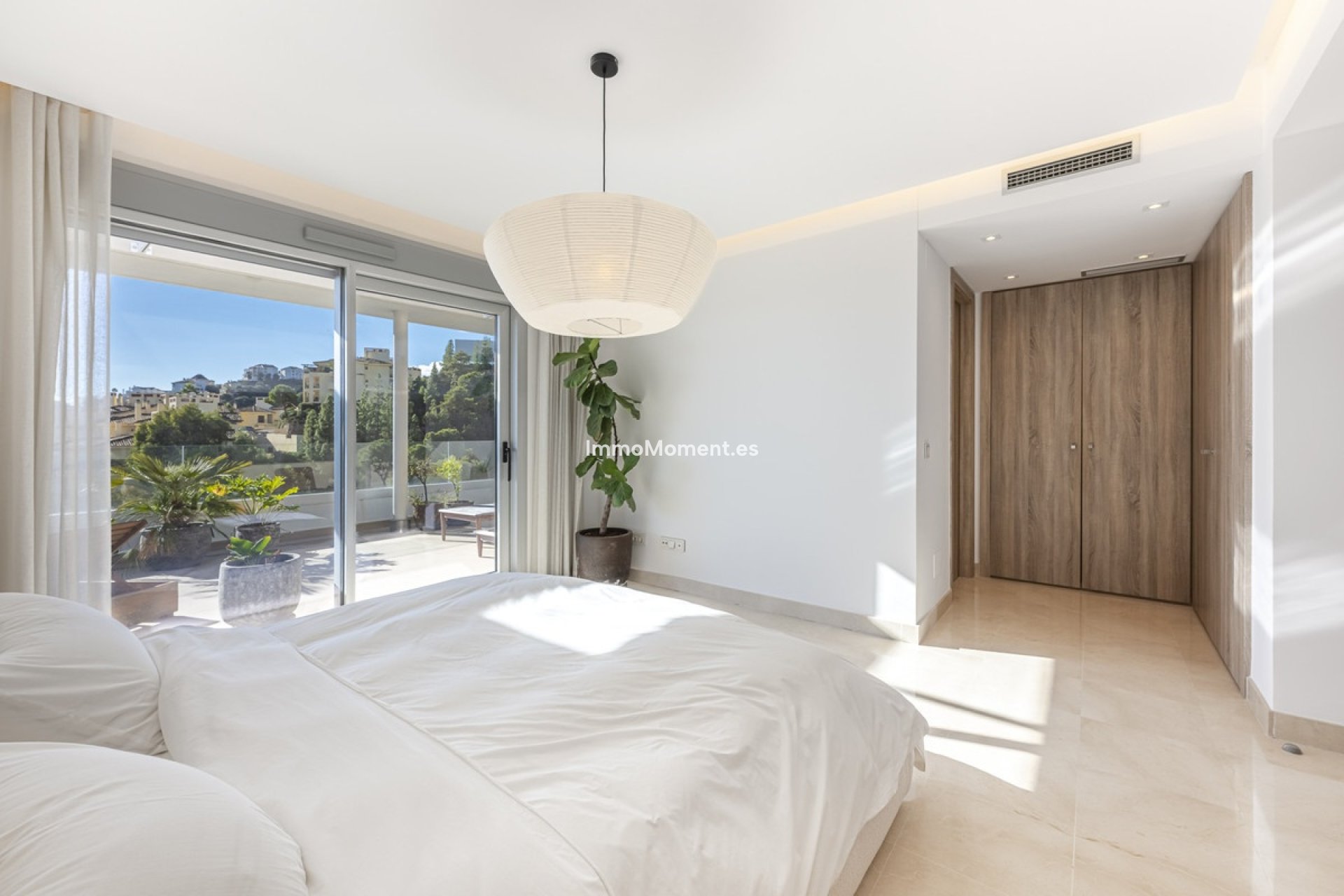 Resale - Apartment - Benahavís - Benahavís Centro