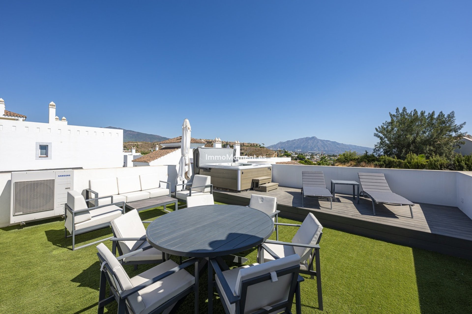 Resale - Apartment - Benahavís - Benahavís Centro