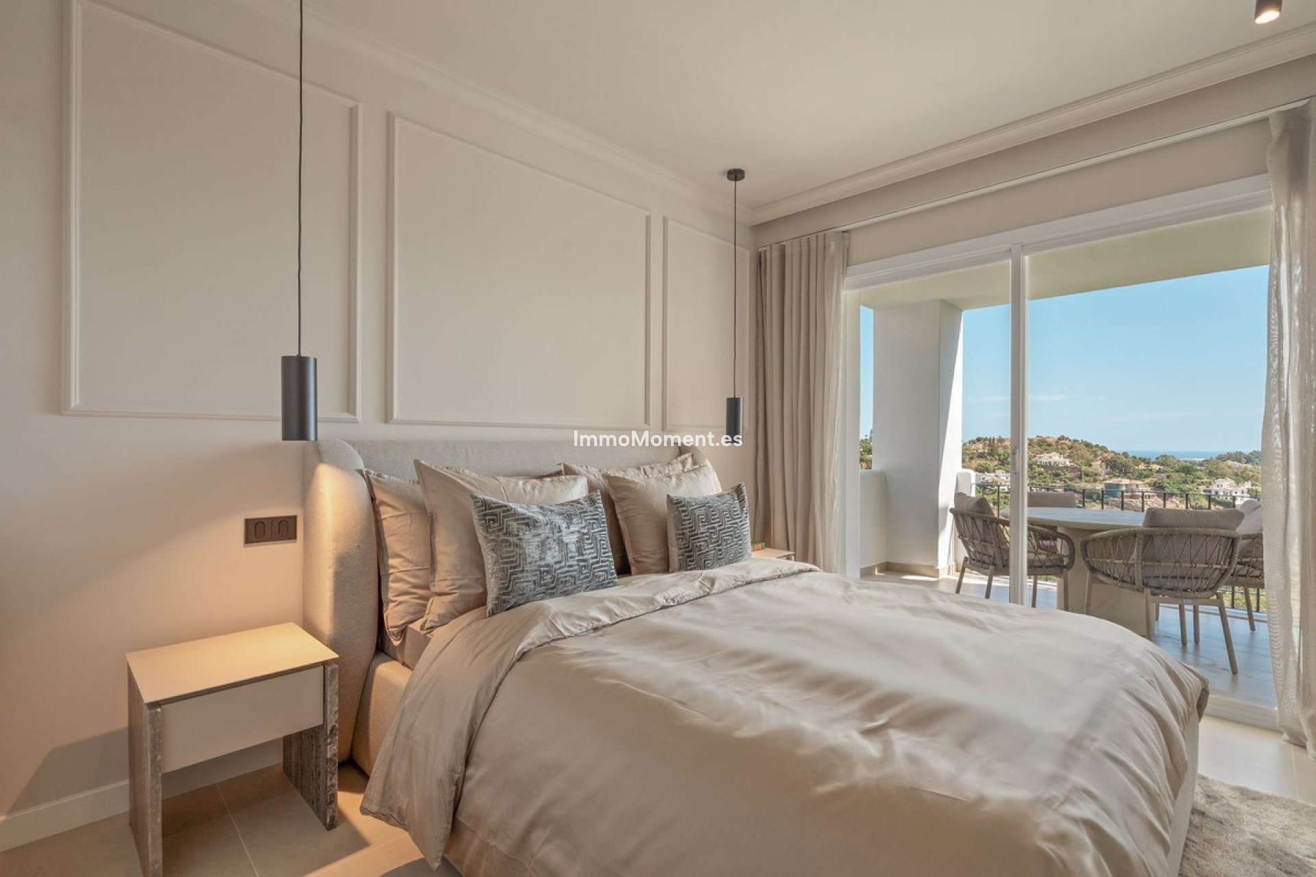 Resale - Apartment - Benahavís - Benahavís Centro