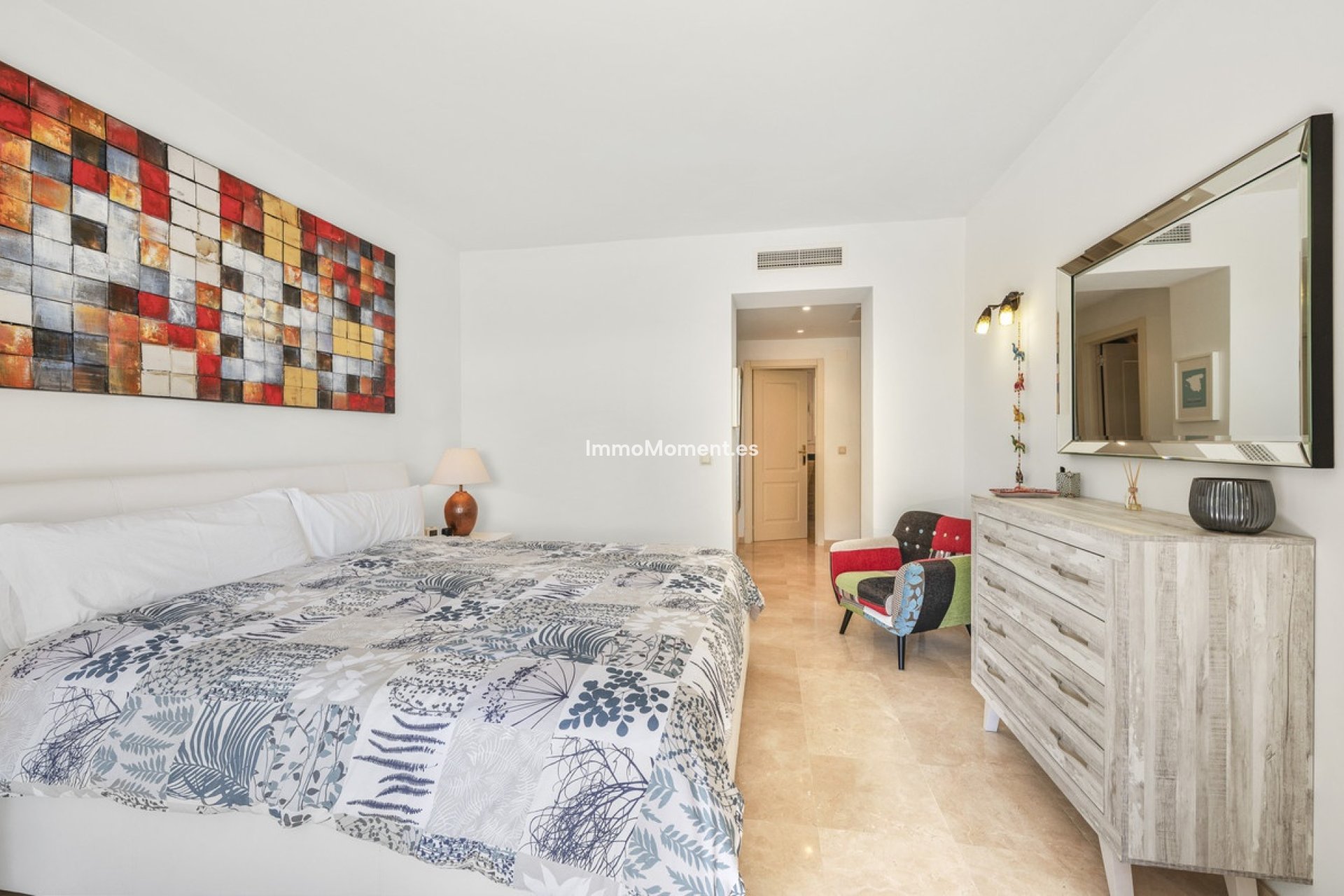 Resale - Apartment - Benahavís - Benahavís Centro