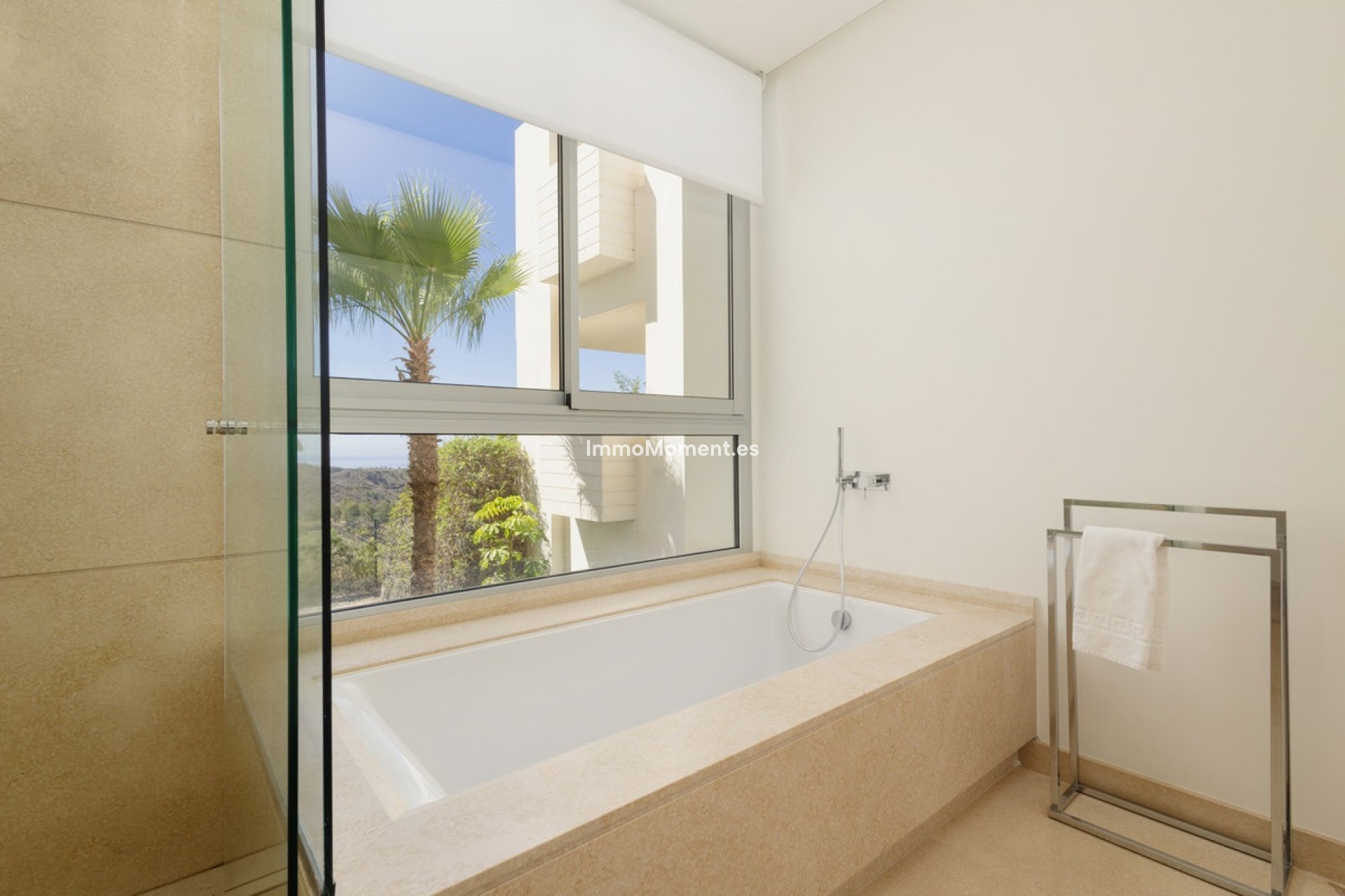 Resale - Apartment - Benahavís - Benahavís Centro