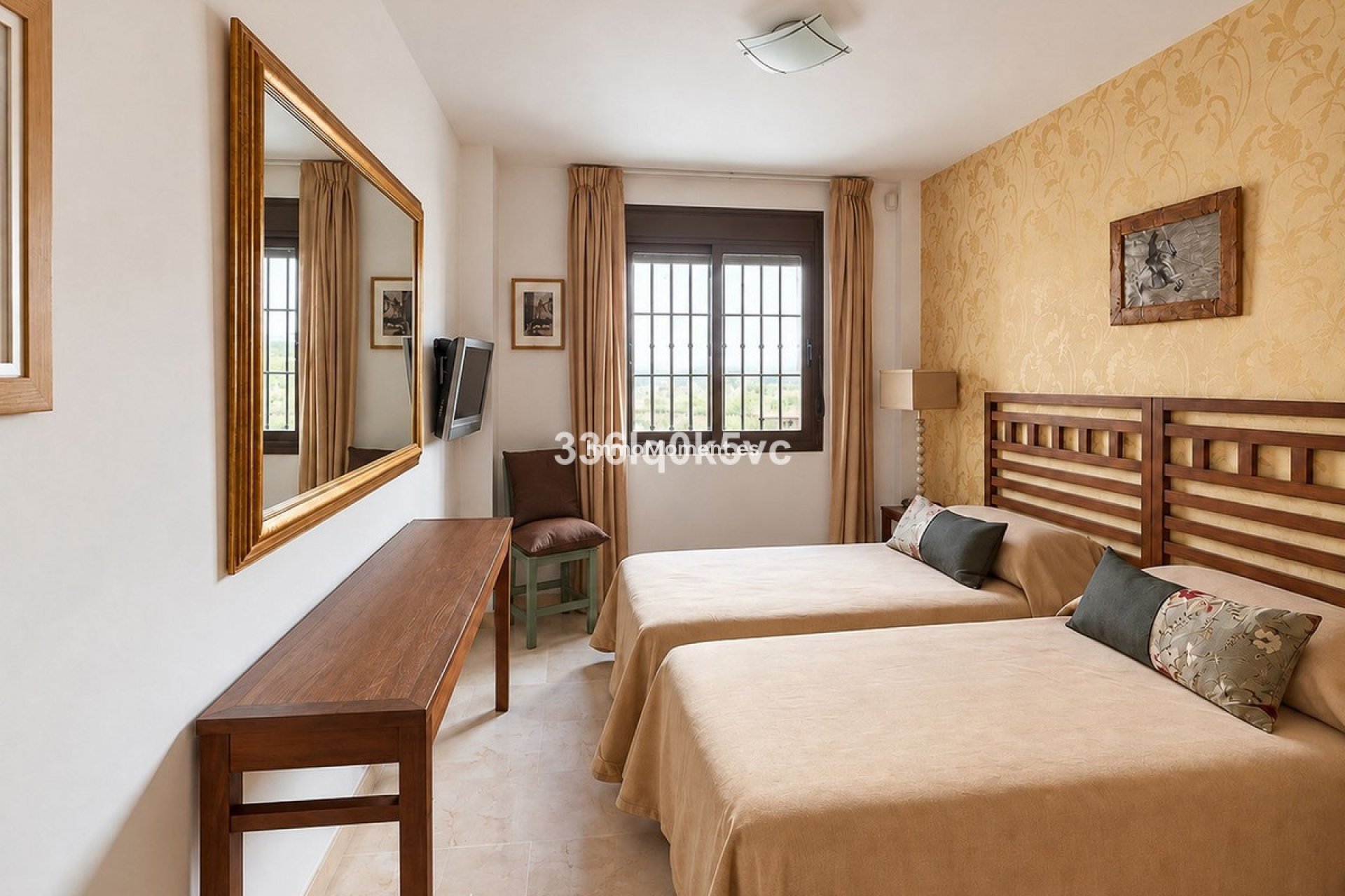 Resale - Apartment - Benahavís - Benahavís Centro