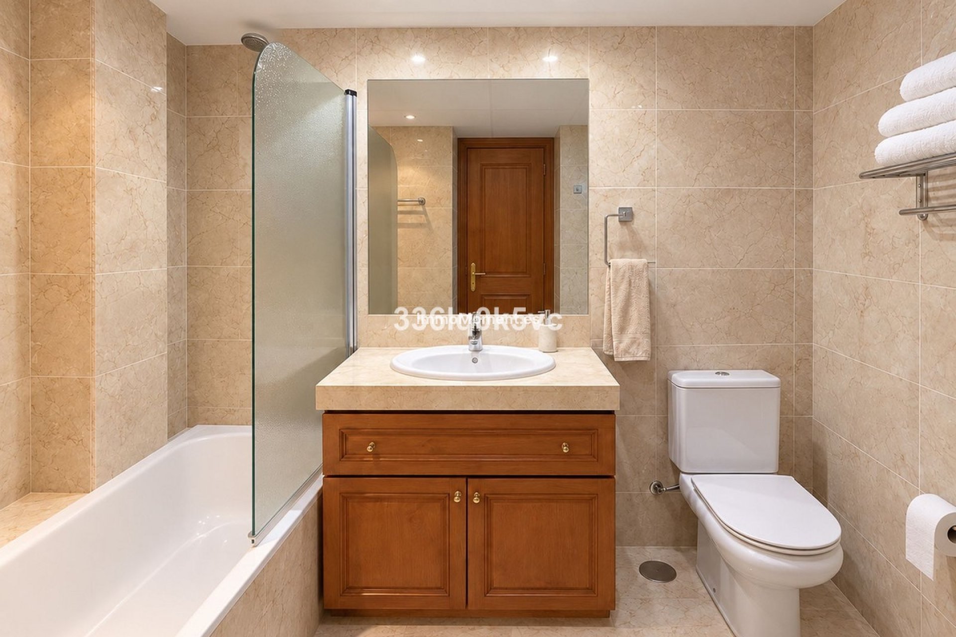 Resale - Apartment - Benahavís - Benahavís Centro