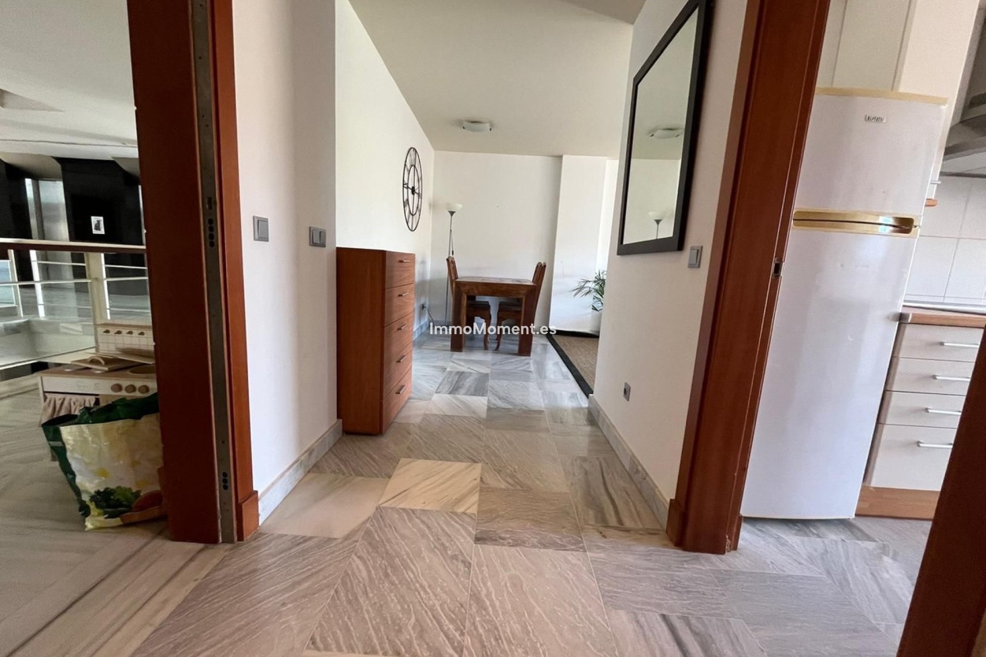 Resale - Apartment - Benahavís - Benahavís Centro