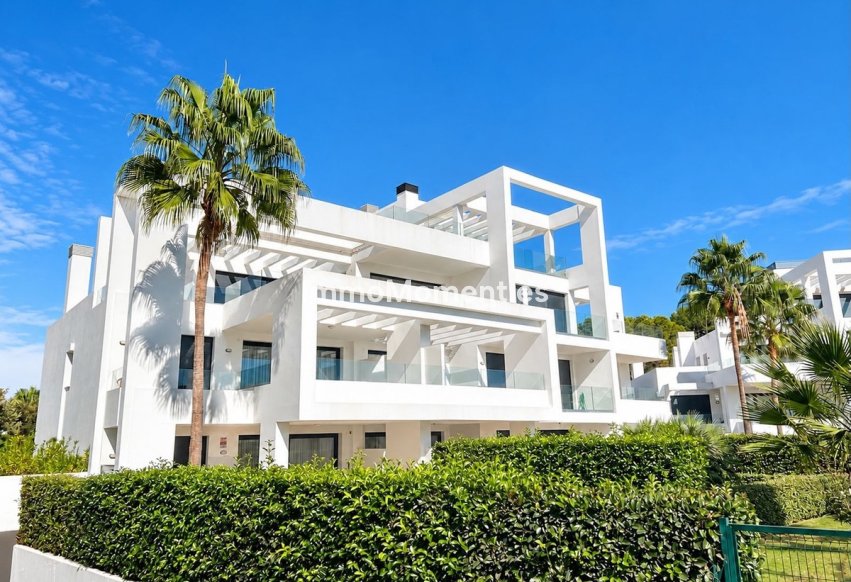 Resale - Apartment - Benahavís - Benahavís Centro