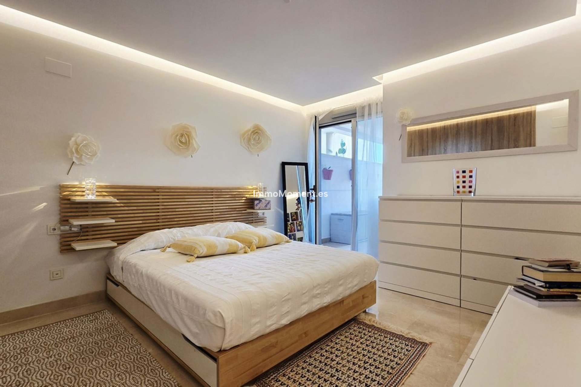 Resale - Apartment - Benahavís - Benahavís Centro
