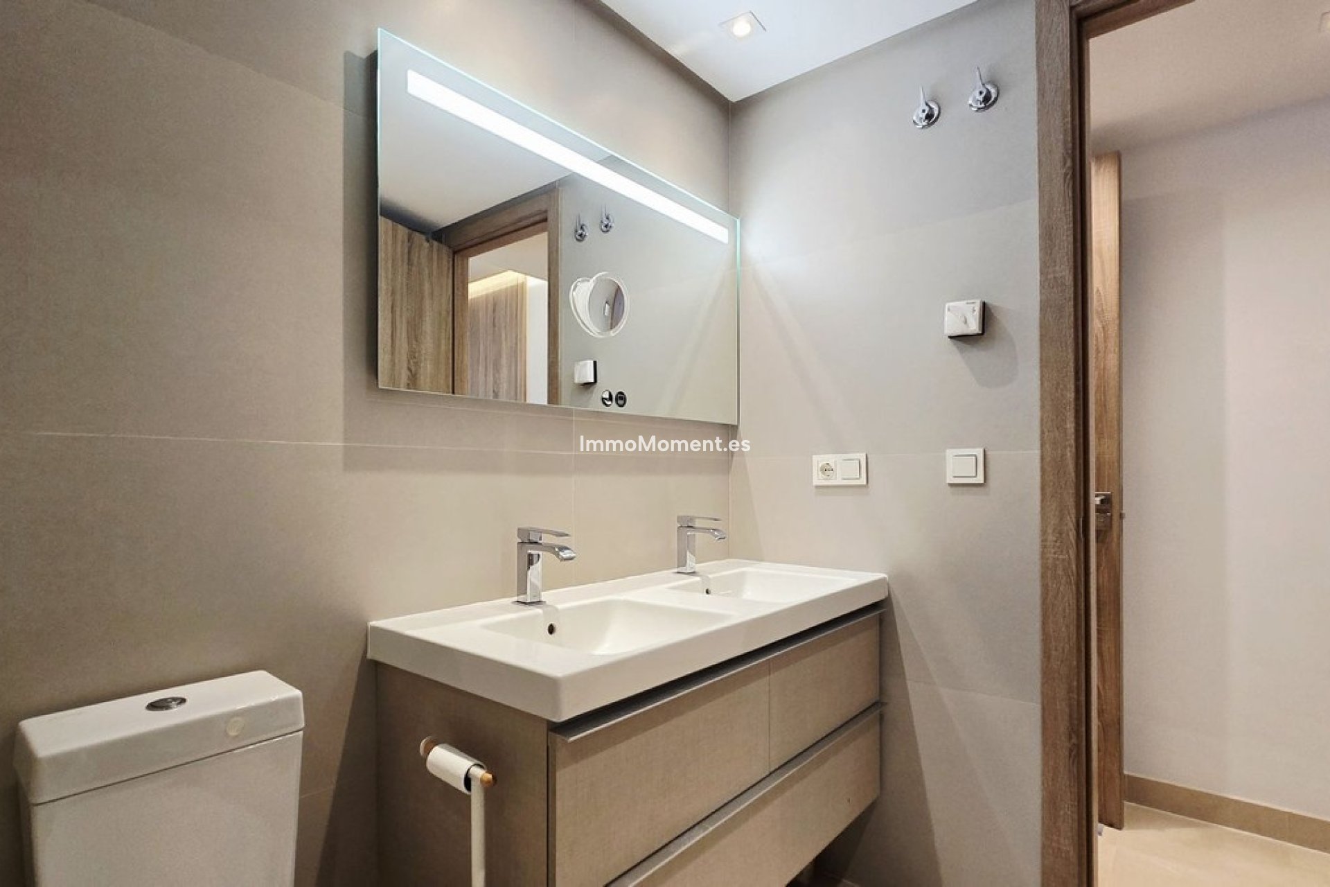 Resale - Apartment - Benahavís - Benahavís Centro