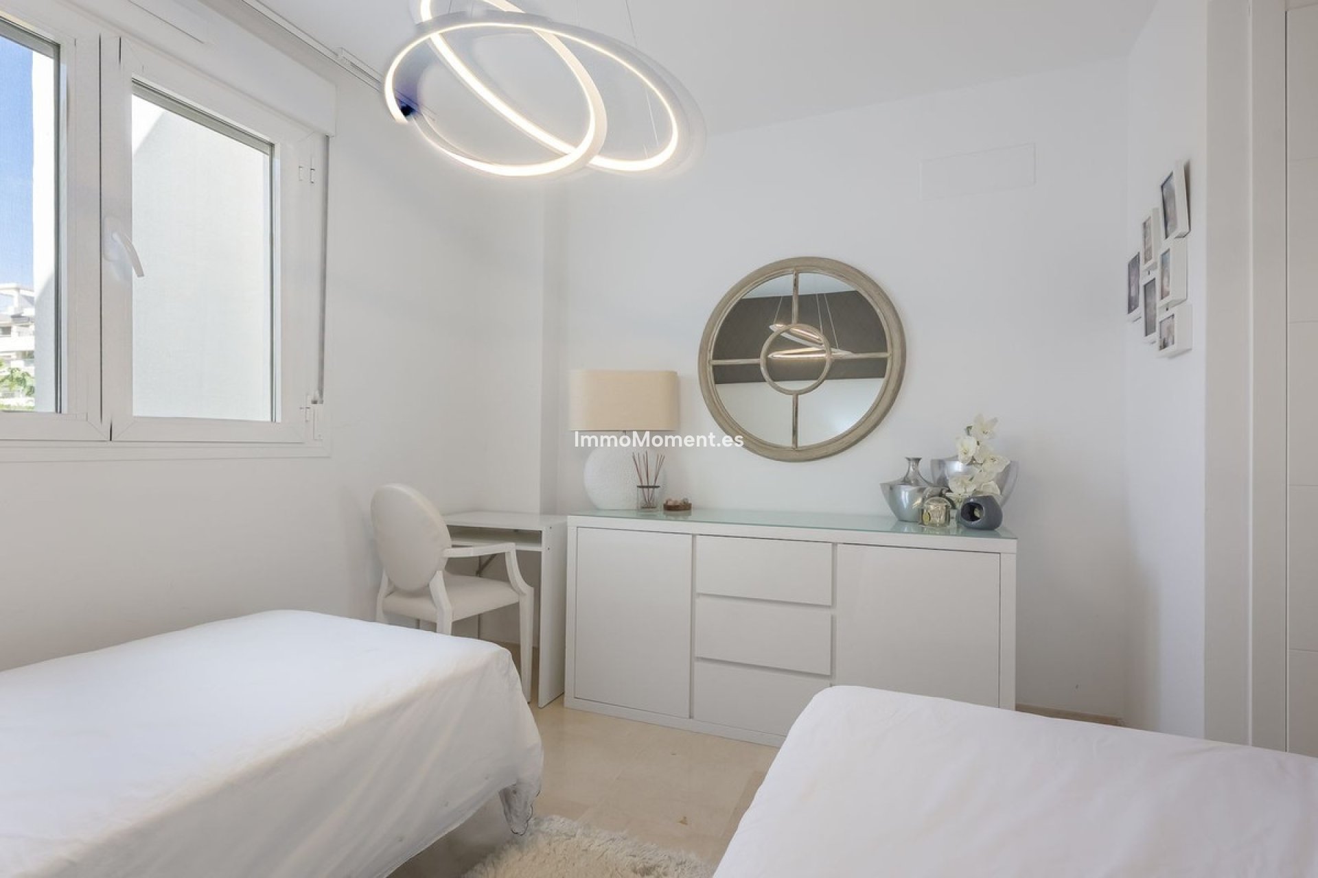 Resale - Apartment - Benahavís - Benahavís Centro
