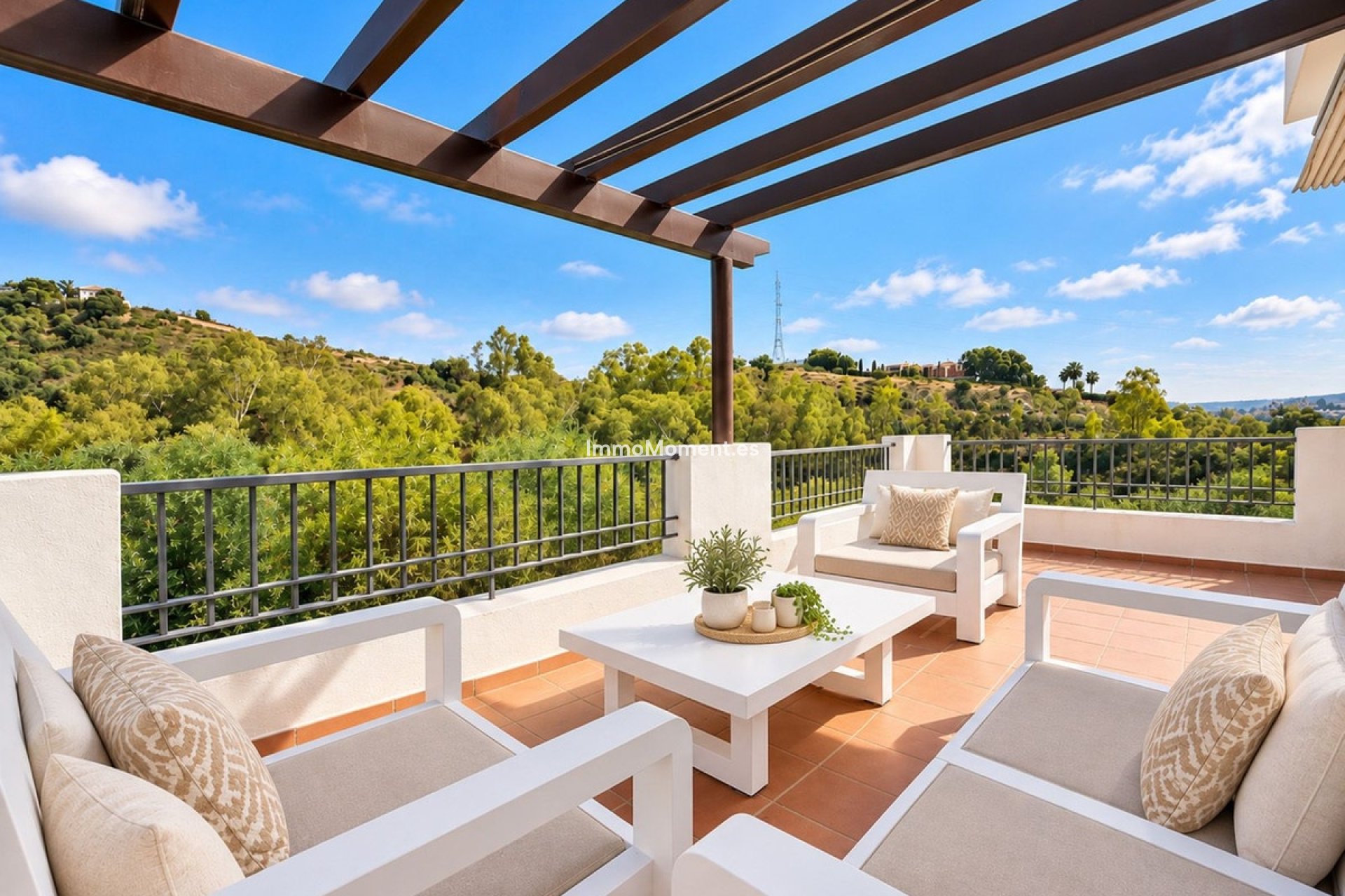 Resale - Apartment - Benahavís - Benahavís Centro