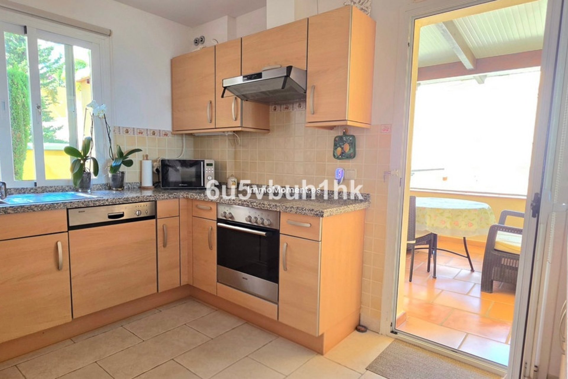 Resale - Apartment - Benahavís - Benahavís Centro
