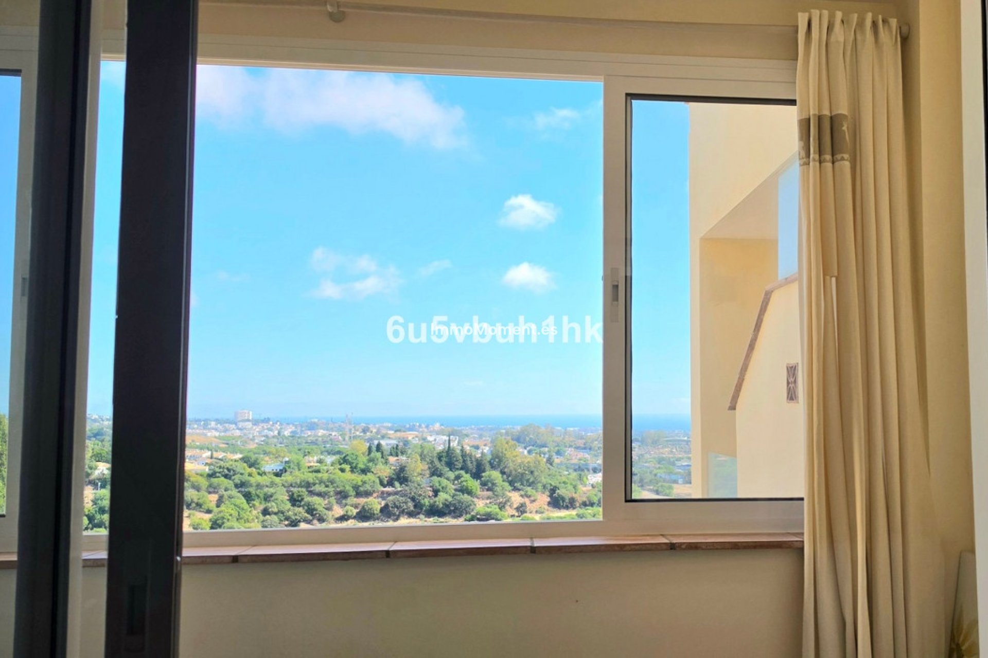 Resale - Apartment - Benahavís - Benahavís Centro