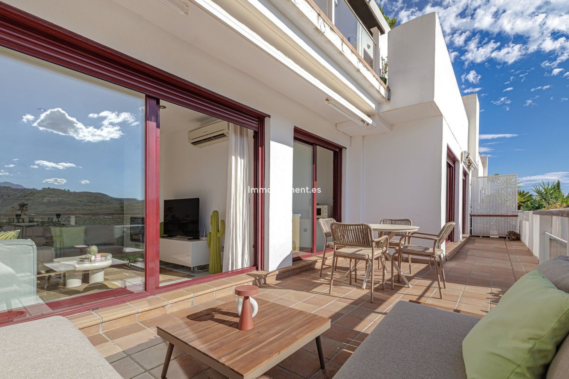 Resale - Apartment - Benahavís - Benahavís Centro