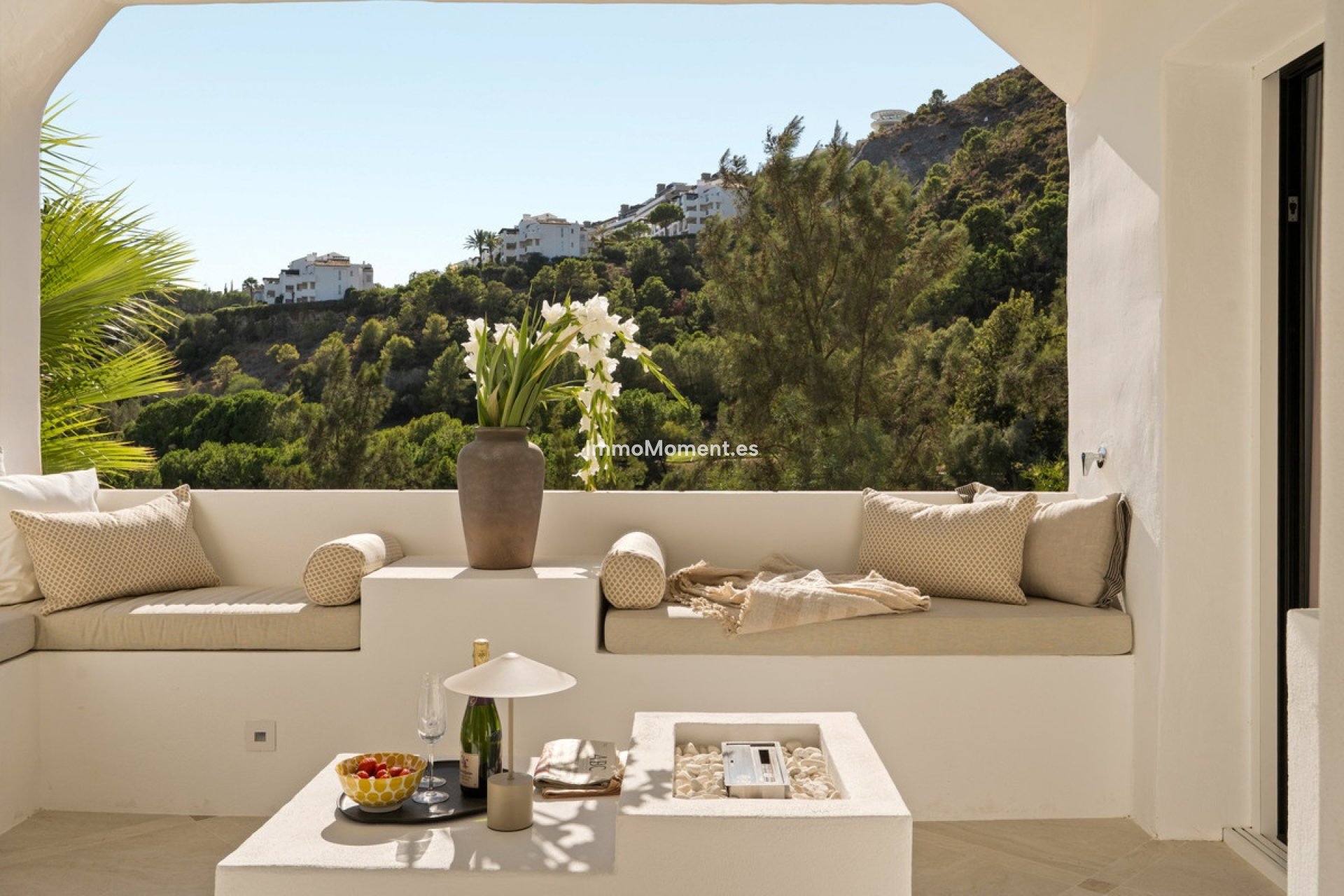Resale - Apartment - Benahavís - Benahavís Centro