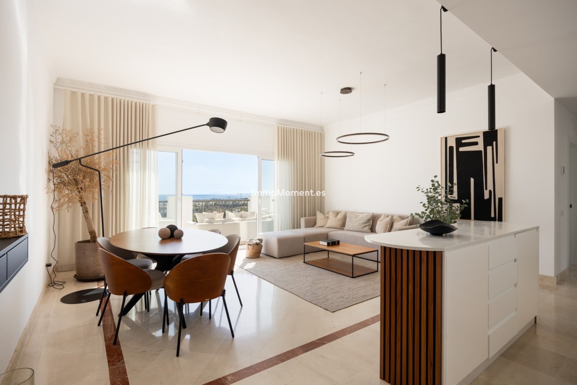 Resale - Apartment - Benahavís - Benahavís Centro