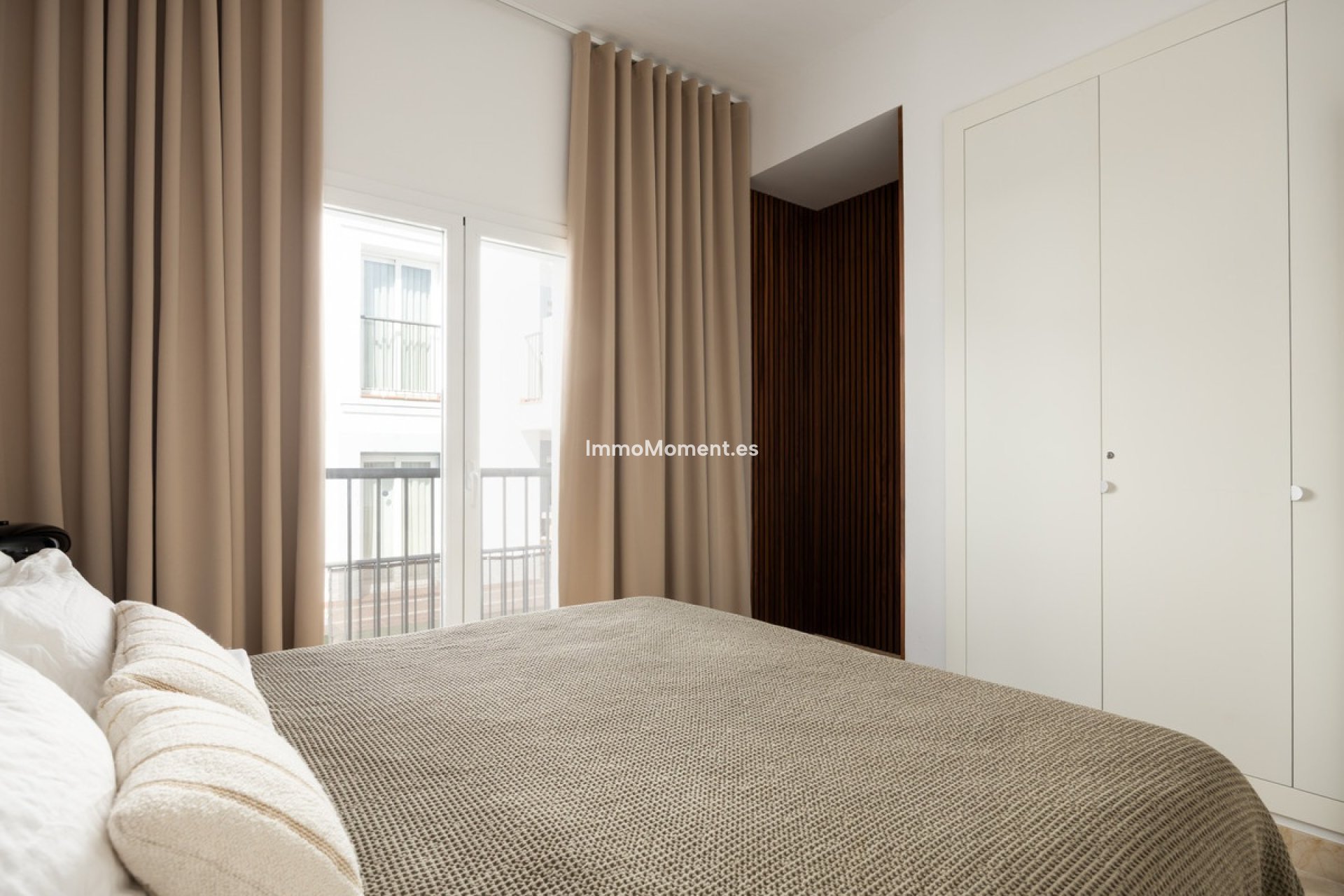 Resale - Apartment - Benahavís - Benahavís Centro