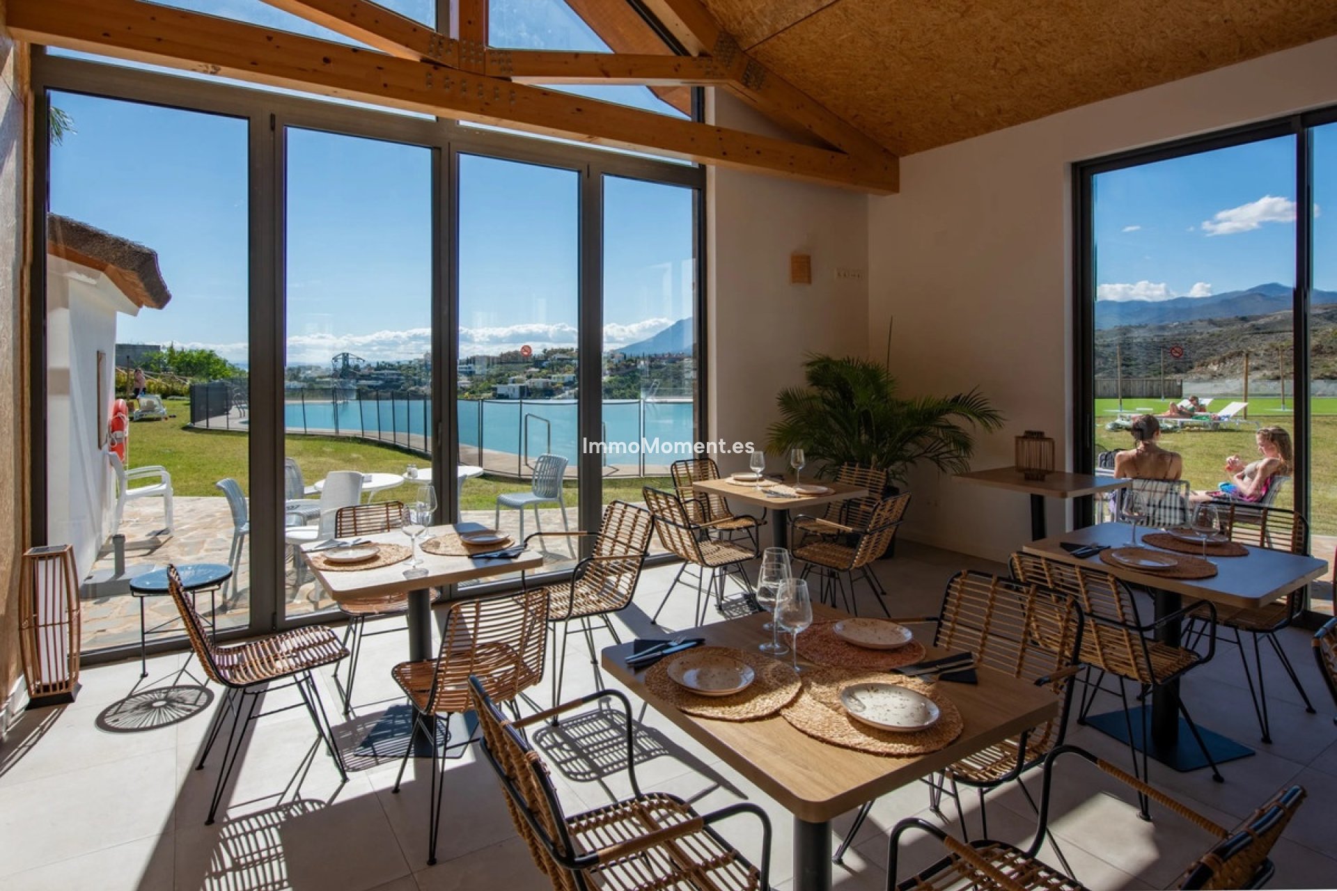 Resale - Apartment - Benahavís - Benahavís Centro